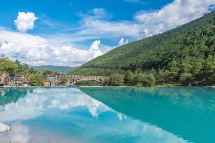 一个人旅游去哪好?推荐几个适合一个人旅游的地方