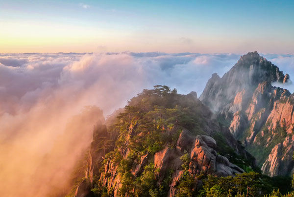 黄山旅游该怎么玩比较好，黄山两日游线路安排分享给大家